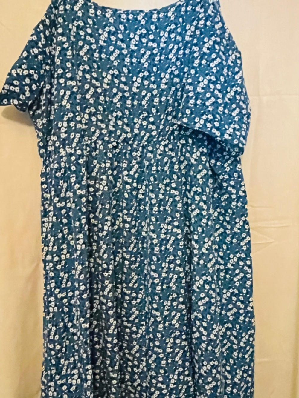 Women’s Cold Shoulder Maxi Dress XL - Picture 3 of 5